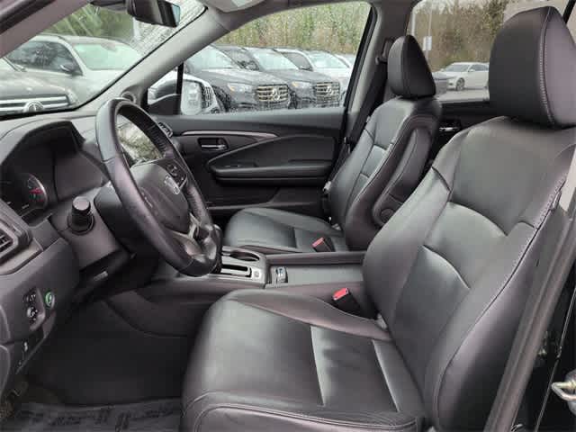 Thumbnail: 2020 Honda Pilot - 17