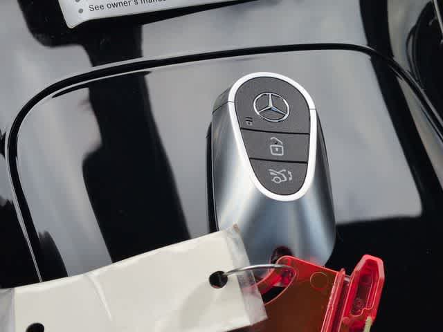 Thumbnail: 2026 Mercedes-Benz GLC - 36