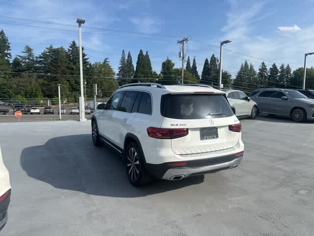 2021 Mercedes-Benz GLB 250 7