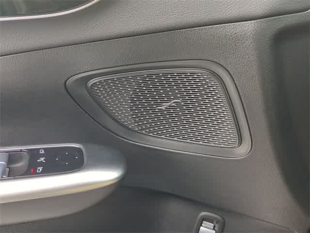 Thumbnail: 2025 Mercedes-Benz C-Class - 30