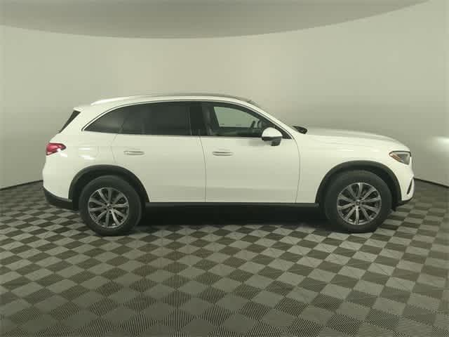 Thumbnail: 2026 Mercedes-Benz GLC - 9