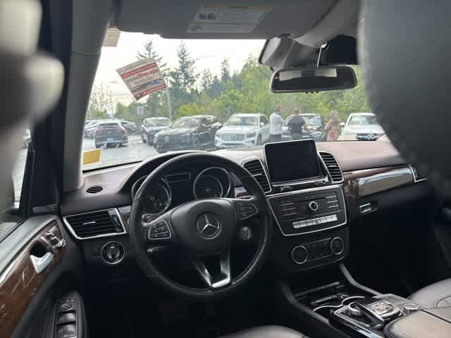 Thumbnail: 2016 Mercedes-Benz GLE - 12
