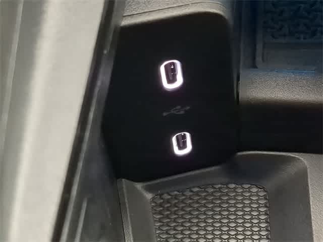 Thumbnail: 2026 Mercedes-Benz E-Class - 32