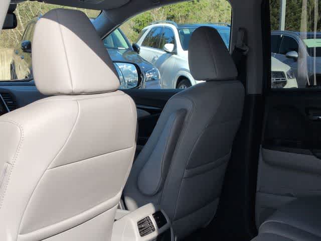 Thumbnail: 2016 Honda Pilot - 19