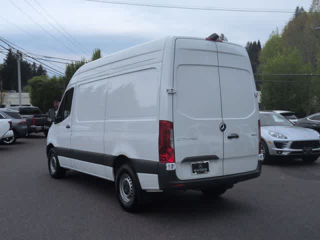 Thumbnail: 2025 Mercedes-Benz Sprinter - 6