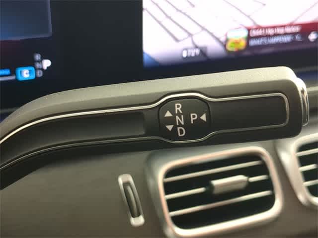 Thumbnail: 2026 Mercedes-Benz GLE - 32