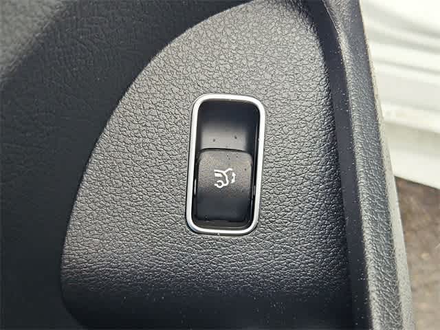 Thumbnail: 2026 Mercedes-Benz GLE - 40