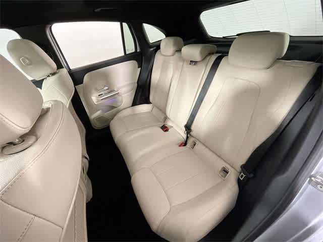 Thumbnail: 2025 Mercedes-Benz GLA - 21