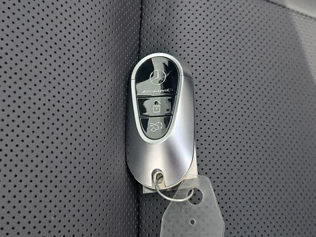 Thumbnail: 2025 Mercedes-Benz SL-Class - 36