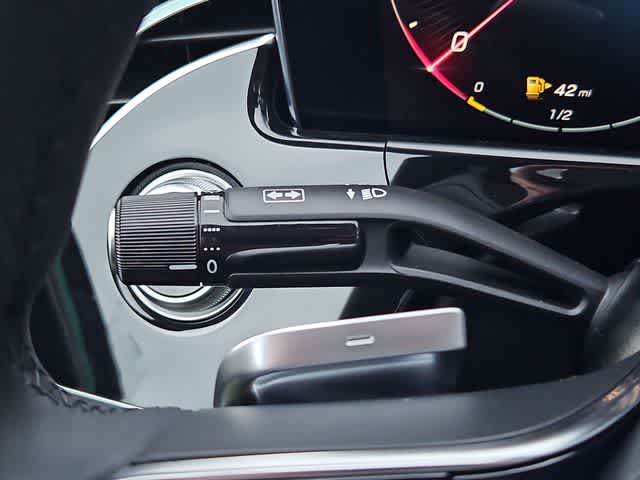 Thumbnail: 2026 Mercedes-Benz E-Class - 29