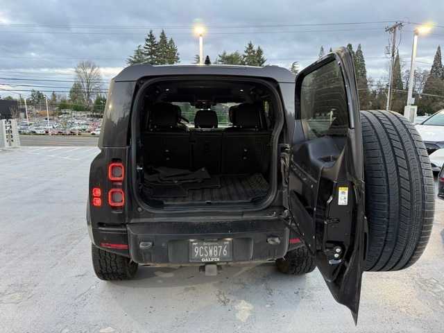 Thumbnail: 2023 Land Rover Defender - 9