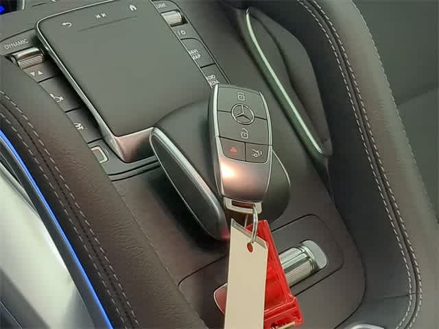 Thumbnail: 2026 Mercedes-Benz GLE - 36