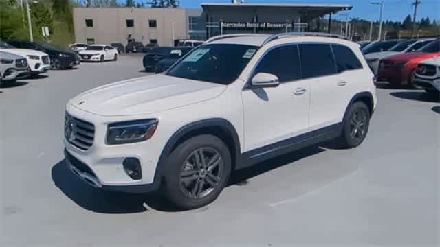 Thumbnail: 2025 Mercedes-Benz GLB - 4