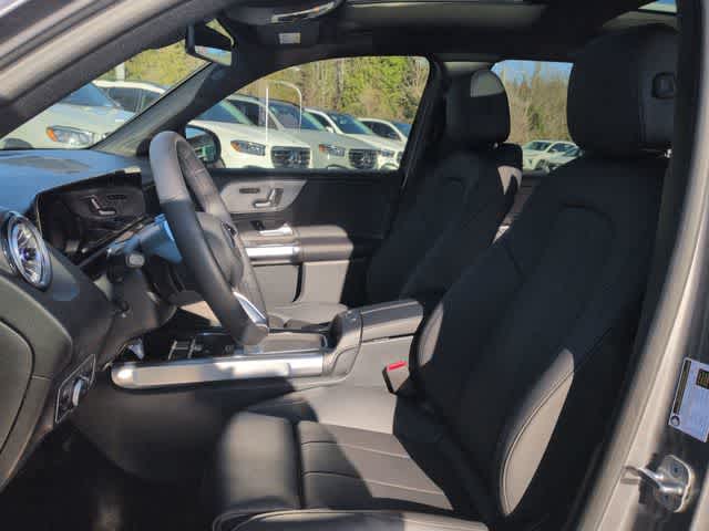 Thumbnail: 2025 Mercedes-Benz GLB - 17