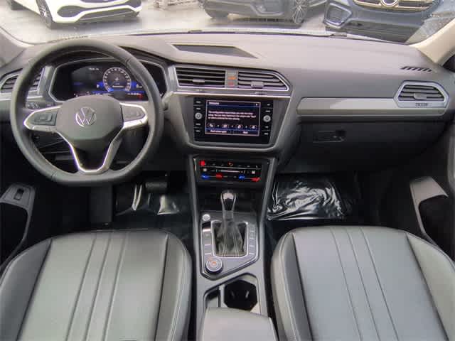 Thumbnail: 2024 Volkswagen Tiguan - 15