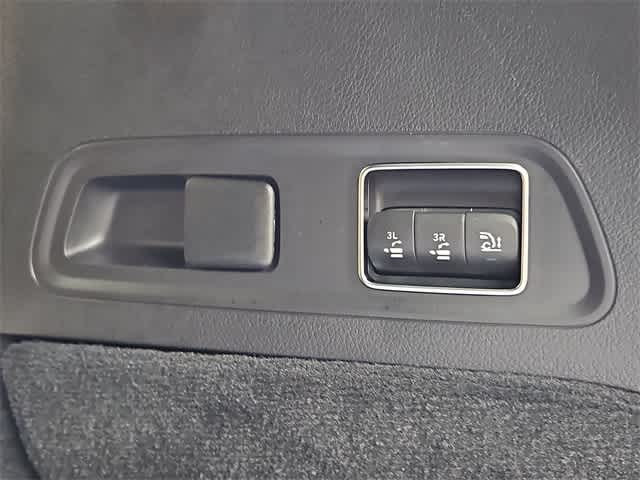 Thumbnail: 2026 Mercedes-Benz GLS - 40