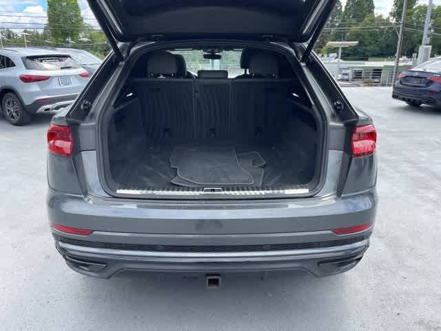 Thumbnail: 2020 Audi Q8 - 9