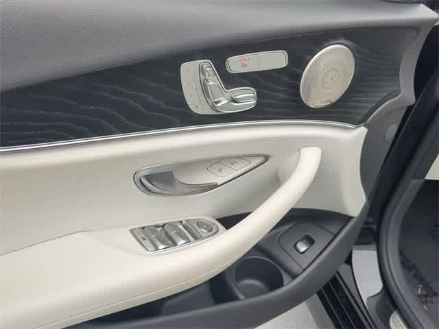 Thumbnail: 2021 Mercedes-Benz E-Class - 17