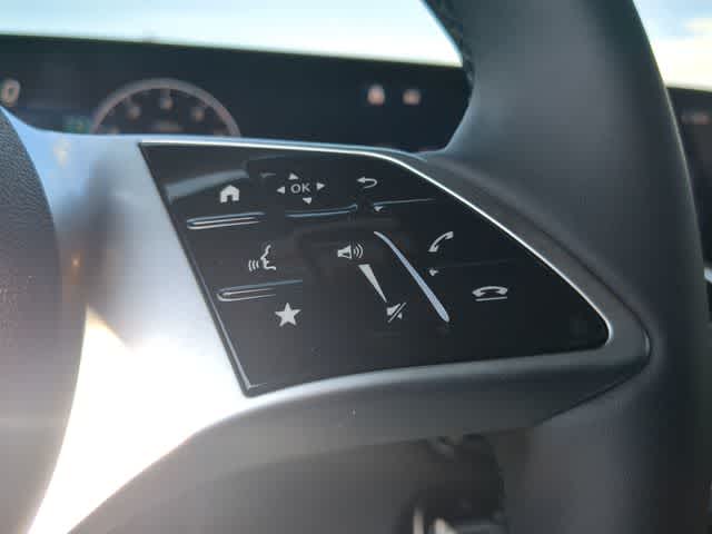 Thumbnail: 2026 Mercedes-Benz GLB - 26