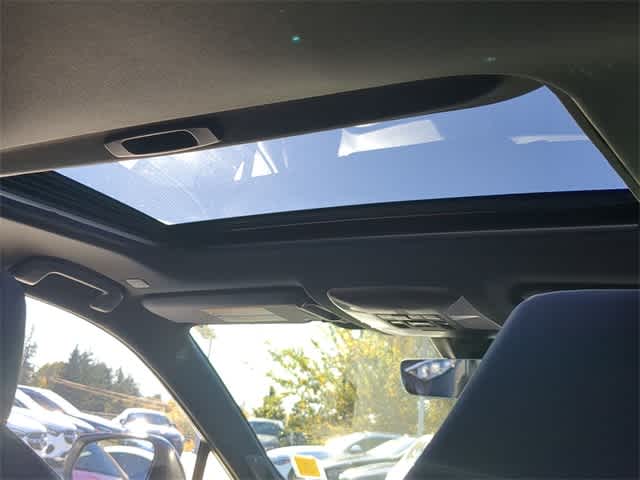 Thumbnail: 2024 Toyota RAV4 - 23