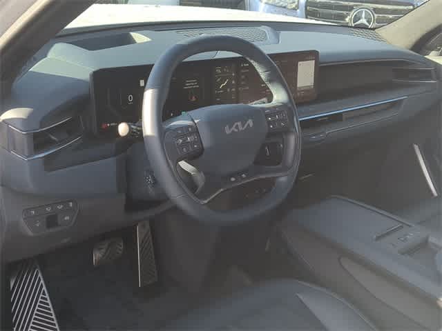 Thumbnail: 2024 Kia EV9 - 10