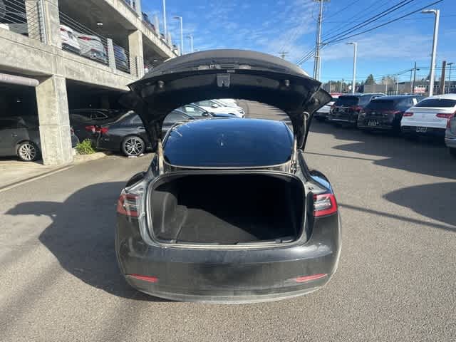 Thumbnail: 2023 Tesla Model 3 - 9