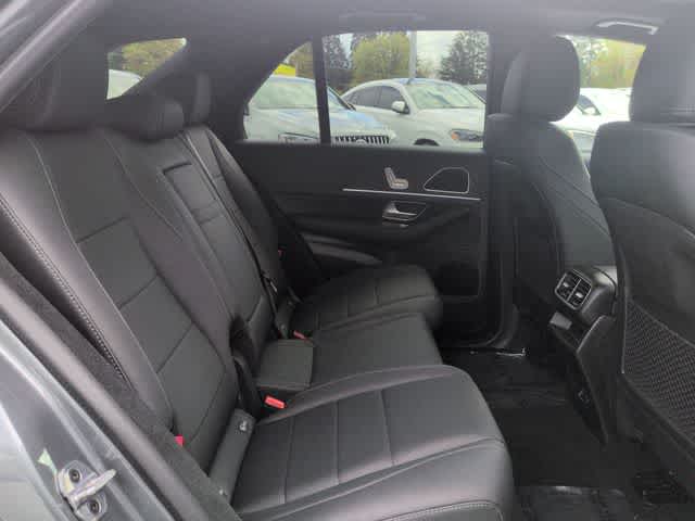 Thumbnail: 2026 Mercedes-Benz GLE - 21