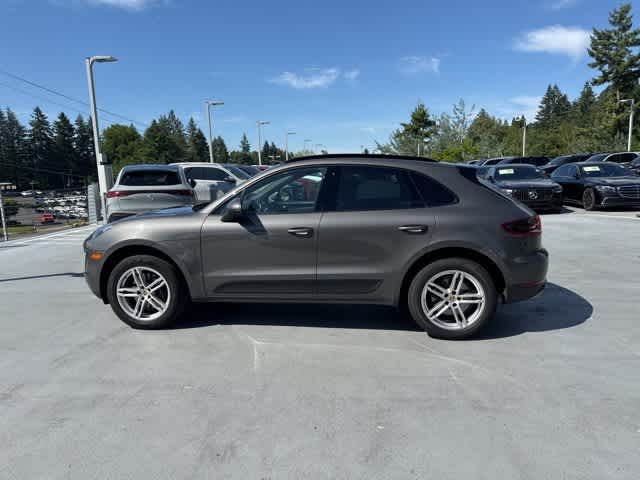 2018 Porsche Macan  8