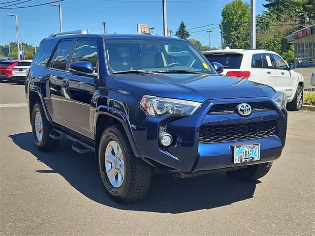 Thumbnail: 2016 Toyota 4Runner - 3