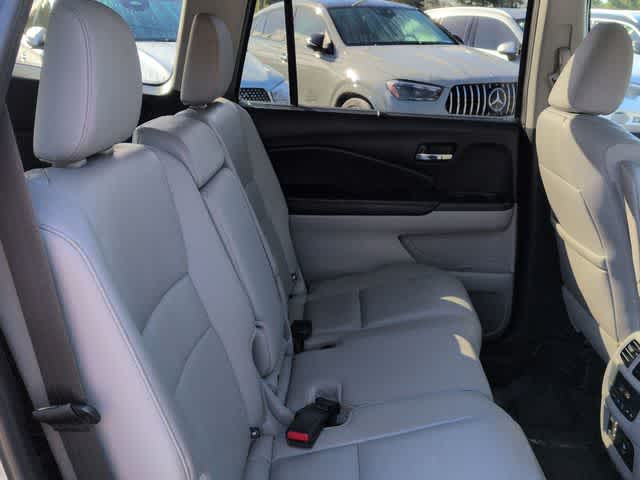 Thumbnail: 2016 Honda Pilot - 22