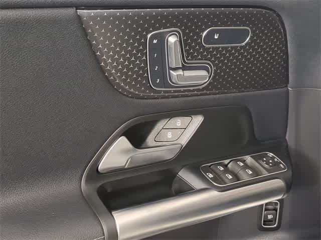 Thumbnail: 2026 Mercedes-Benz GLA - 17