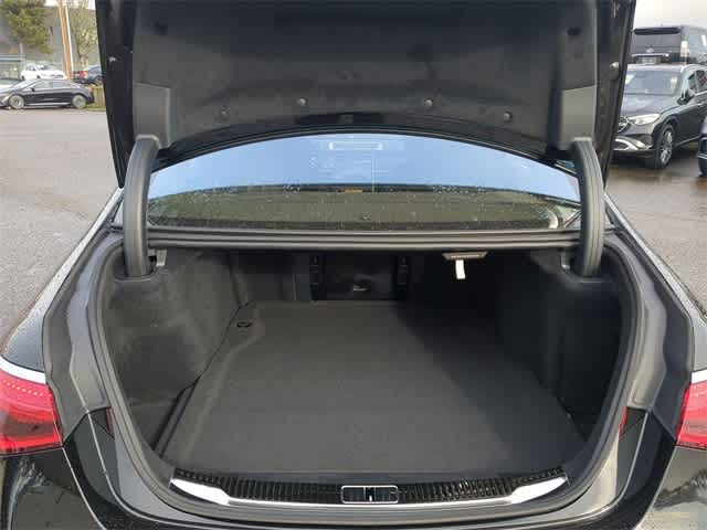 Thumbnail: 2025 Mercedes-Benz S-Class - 36