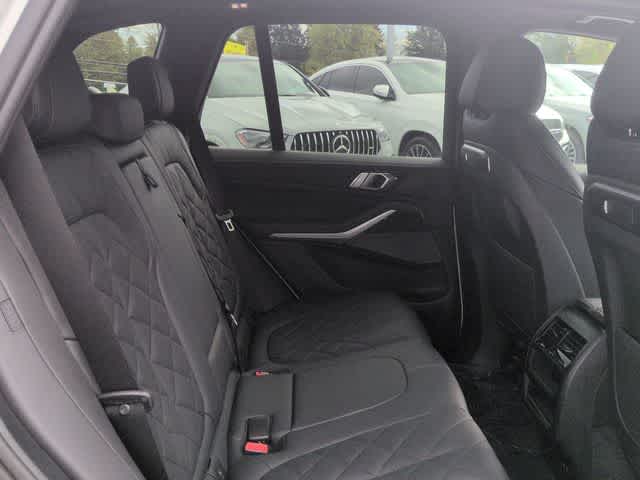 Thumbnail: 2026 BMW X5 - 21