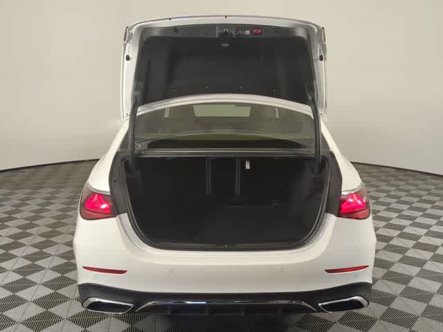 Thumbnail: 2026 Mercedes-Benz E-Class - 35