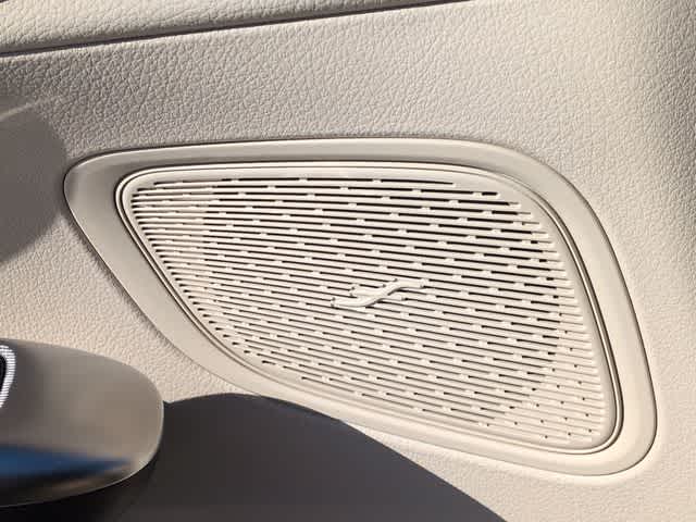 Thumbnail: 2026 Mercedes-Benz GLC - 31