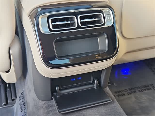 Thumbnail: 2025 Mercedes-Benz S-Class - 43