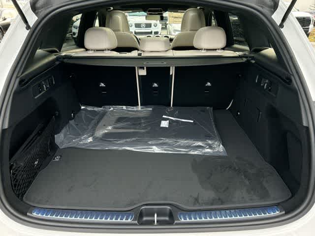 Thumbnail: 2026 Mercedes-Benz GLC - 37