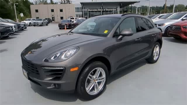 Thumbnail: 2018 Porsche Macan - 4