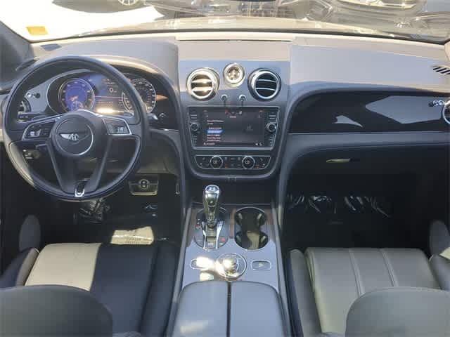 Thumbnail: 2019 Bentley Bentayga - 16