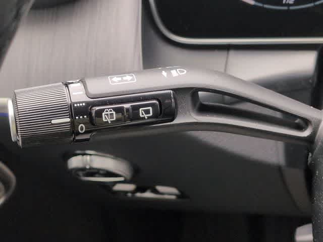 Thumbnail: 2026 Mercedes-Benz GLC - 25