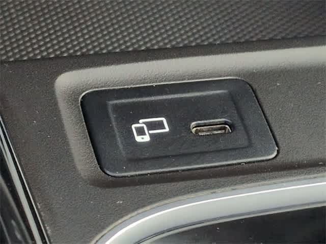 Thumbnail: 2023 Mercedes-Benz GLB - 31