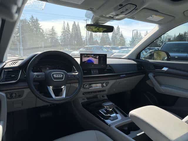 Thumbnail: 2023 Audi Q5 - 12