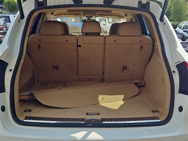 Thumbnail: 2014 Porsche Cayenne - 36
