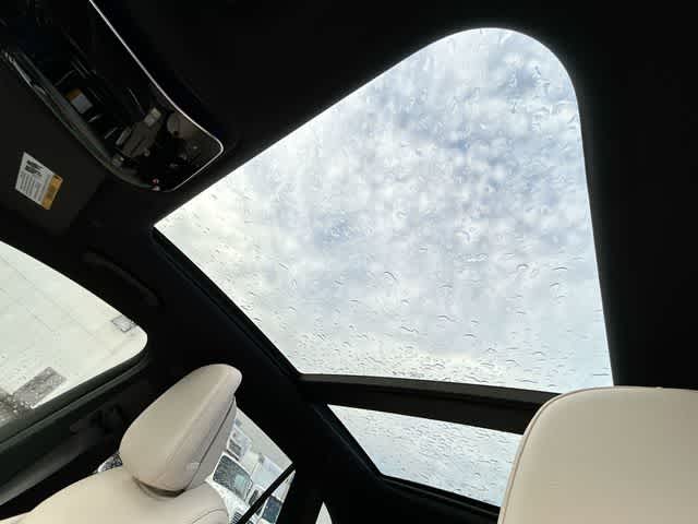 Thumbnail: 2026 Mercedes-Benz GLC - 20