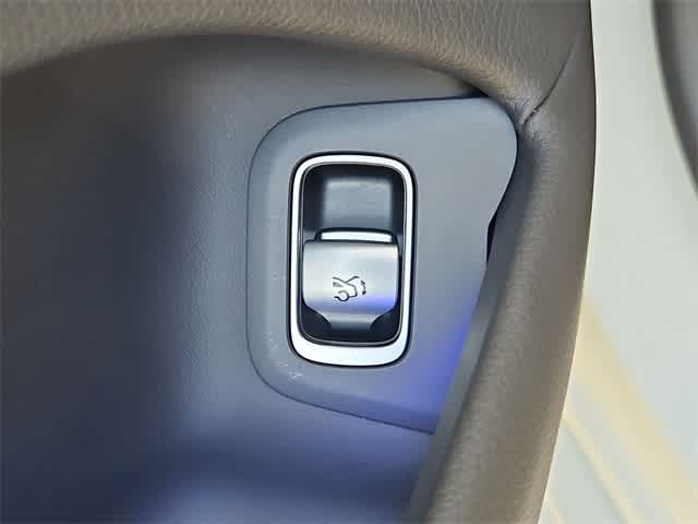 Thumbnail: 2025 Mercedes-Benz S-Class - 41