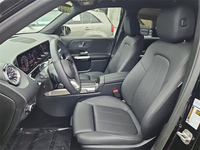 Thumbnail: 2025 Mercedes-Benz GLB - 17