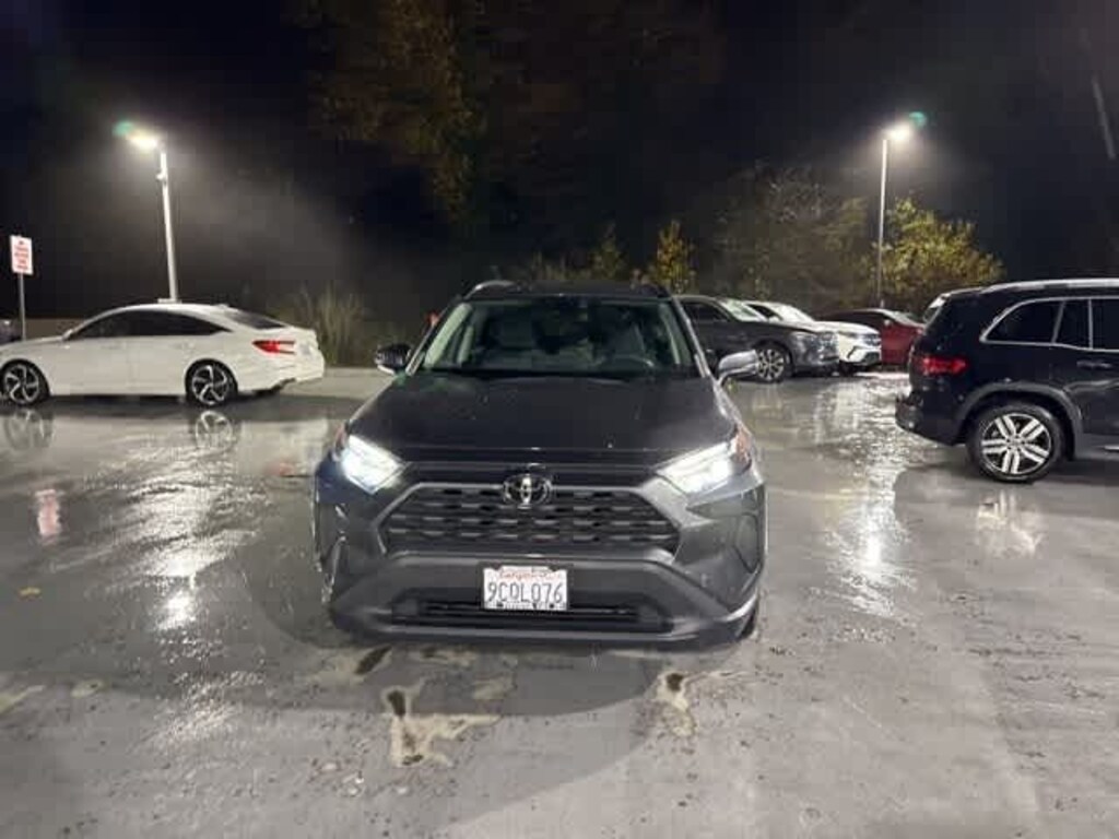 Used 2022 Toyota RAV4 XLE SUV