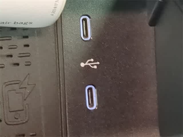 Thumbnail: 2026 Mercedes-Benz GLE - 32