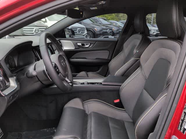 Thumbnail: 2019 Volvo S60 - 17