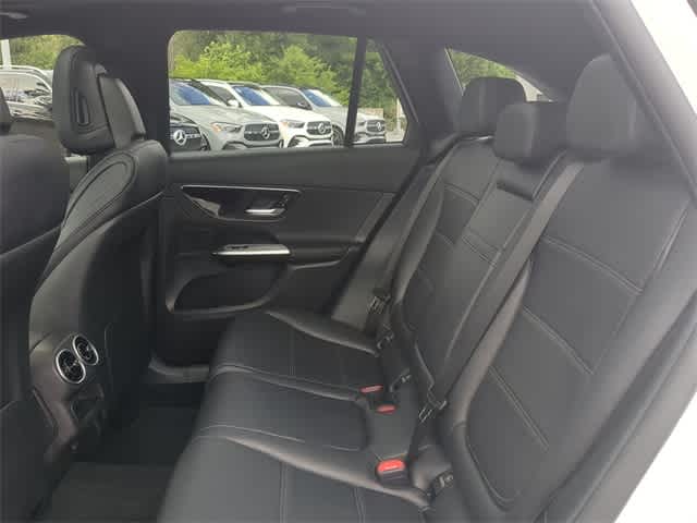 Thumbnail: 2025 Mercedes-Benz GLC - 20